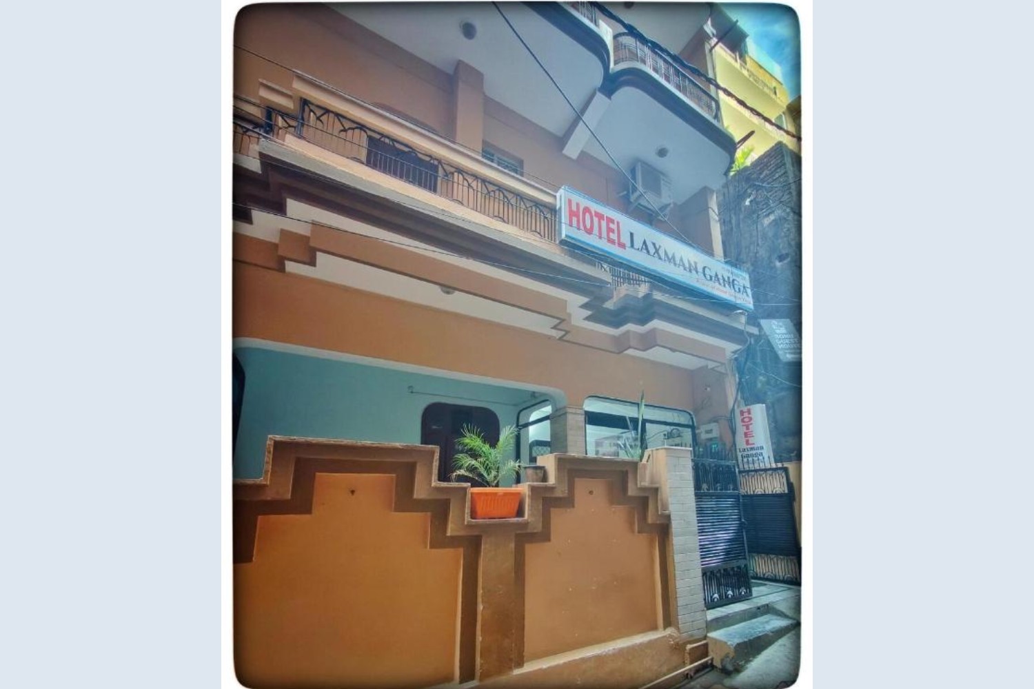 Hotel Laxman Ganga